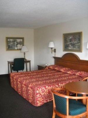 Capital Inn Cordele Room photo